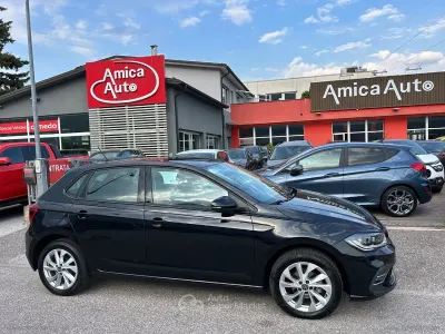 Usata VW Polo Style 95 CV (69 kW) 2022 Nero Utilitaria
