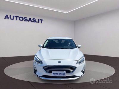 Usata Ford Focus 125 CV (91 kW) 2018 Bianco pastello Berlina