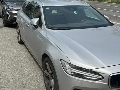 Usata Volvo V90 Momentum 190 CV (139 kW) 2017 Grigio Station wagon