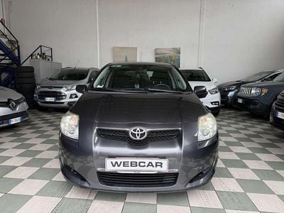 Usata Toyota Auris Sol 124 CV (91 kW) 2008 Grigio Utilitaria