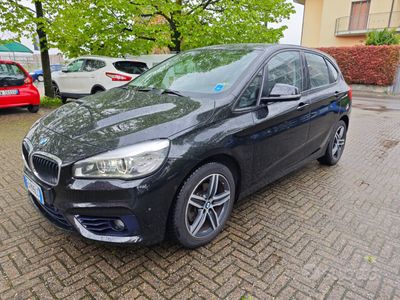 usata BMW 218 d SPORT Navi Xeno led sens 2015