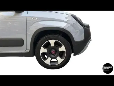 Usata Fiat Panda Cross Cross 70 CV (51 kW) 2020 Grigio scuro Utilitaria