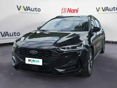 Usata Ford Focus ST-Line 125 CV (91 kW) 2022 Nero Station wagon