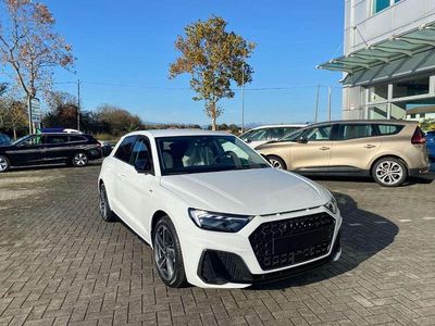 Bianco Nuova 2025 Audi A1 S-Line Berlina | 30.990 € (Buon prezzo)