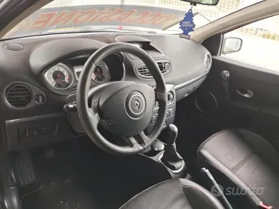 Usata Renault Clio 75 CV (55 kW) 2009 Grigio Station wagon