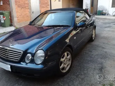 Usata Mercedes CLK230 193 CV (141 kW) 1999 Bluazzurro Cabrio
