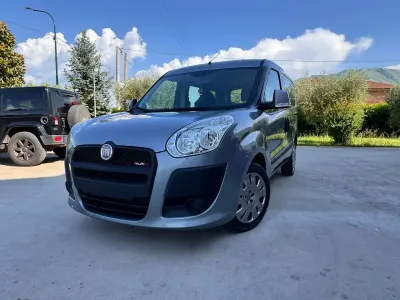 Usata Fiat Doblò Dynamic 90 CV (66 kW) 2011 Other Monovolume