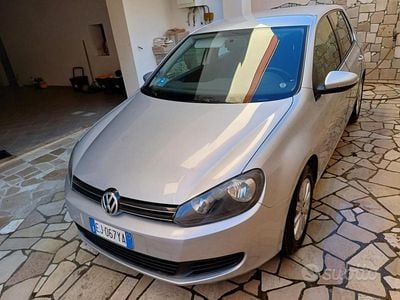 Usata VW Golf VI 105 CV (77 kW) 2011 Grigio Utilitaria