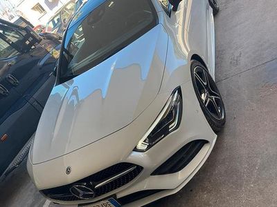 Begagnad Mercedes CLA200 Shooting Brake Premium Plus 2020 Vit Kombi
