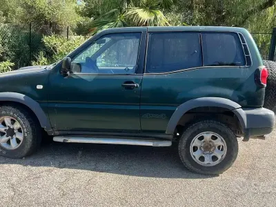Usata Nissan Terrano 125 CV (91 kW) 2000 Verde SUV