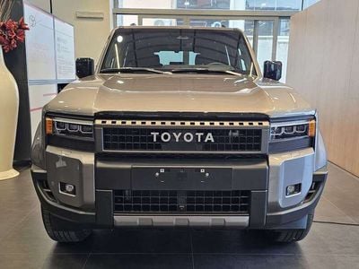 Bronze met Usata 2024 Toyota Land Cruiser Lounge SUV | 91.700 € (Molto cara)