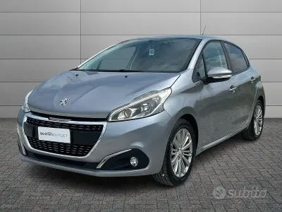 Usata Peugeot 208 Allure 83 CV (61 kW) 2018 Grigio Utilitaria