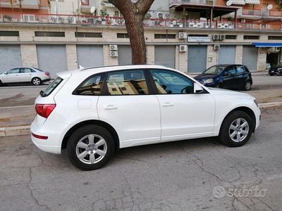 Begagnad Audi Q5 170 HK (125 kW) 2010 Vit SUV