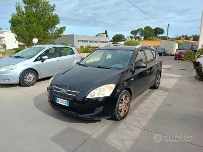 Usata Kia Ceed 109 CV (80 kW) 2008 Nero Utilitaria