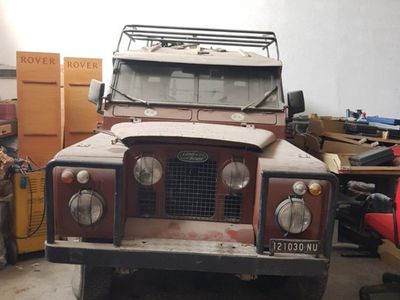 usata Land Rover 88 del 1967 da restaurare