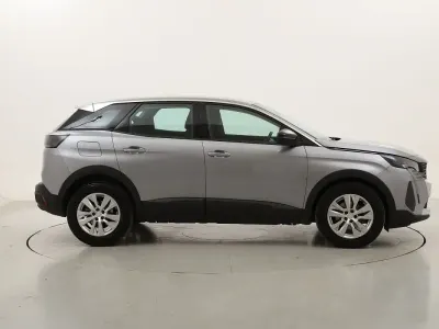 Usata Peugeot 3008 Active 131 CV (96 kW) 2022 Grigiogrigio SUV