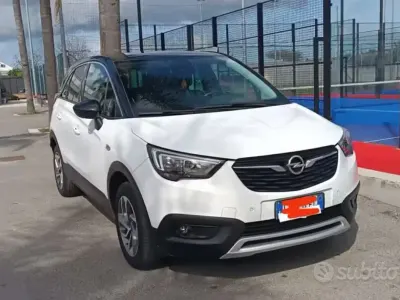 Usata Opel Crossland X 110 CV (80 kW) 2018 Bianco SUV