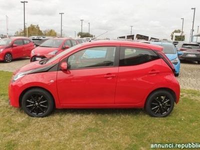 usata Toyota Aygo 1.0 VVT-i 72 CV 5 porte x-play