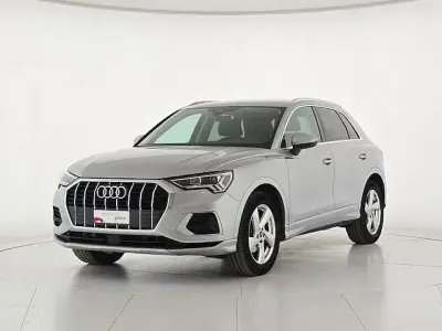 Usata Audi Q3 Advanced Plus 150 CV (110 kW) 2022 Argento floret metallizzato SUV