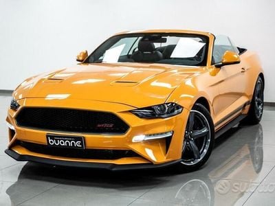 Usata Ford Mustang GT Convertible 450 CV (330 kW) 2023 Dallas orange perlato metall Cabrio