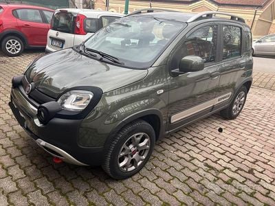 Usata Fiat Panda Cross Cross 95 CV (69 kW) 2017 Verde Utilitaria