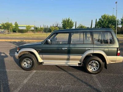 Usata Mitsubishi Pajero 99 CV (72 kW) 1992 Verde SUV