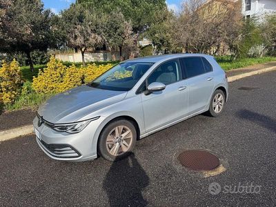 Usata VW Golf VIII 150 CV (110 kW) 2021 Berlina