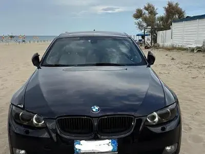 Usata BMW 320 184 CV (135 kW) 2010 Bluazzurro