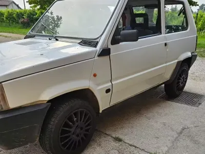 Usata Fiat 750 Young 34 CV (25 kW) 1990 Bianco Berlina