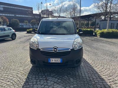 Usata Opel Combo 90 CV (66 kW) 2014 Bianco Monovolume