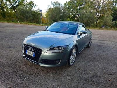 Usata Audi TT Roadster Ambiente 250 CV (183 kW) 2007 Grigio Cabrio