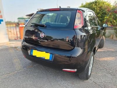 Nero Usata 2013 Fiat Grande Punto Utilitaria | 5700 € (Molto cara)