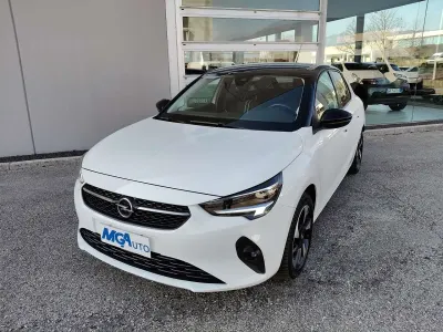 Usata Opel Corsa Design & Tech 56 kW (77 CV) 2023 Bianco Utilitaria
