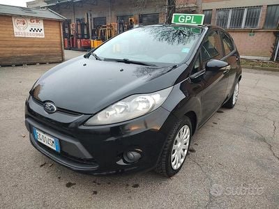 Nero Usata 2011 Ford Fiesta Titanium Berlina | 2990 € (Ottimo prezzo)