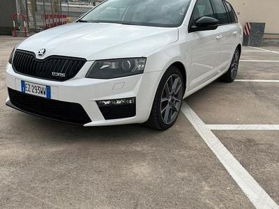 Occasion Skoda Octavia 184 ch (135 kW) 2015 Blanc Citadine