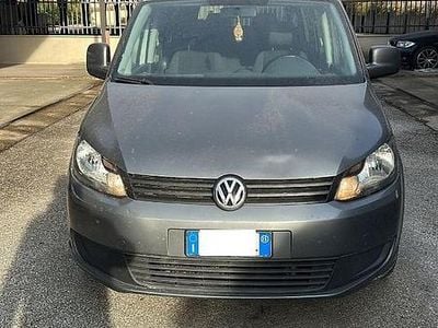 Usata VW Caddy S 2015 Grigio Monovolume
