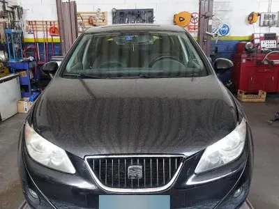 Usata Seat Ibiza 85 CV (62 kW) 2010 Nero Berlina
