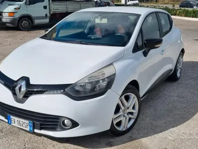 Usata Renault Clio IV 75 CV (55 kW) 2015 Bianco Berlina