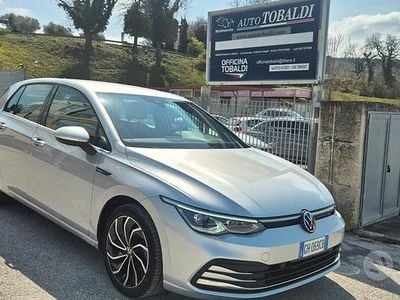 Usata VW Golf VIII Style 131 CV (96 kW) 2021 Grigio Berlina
