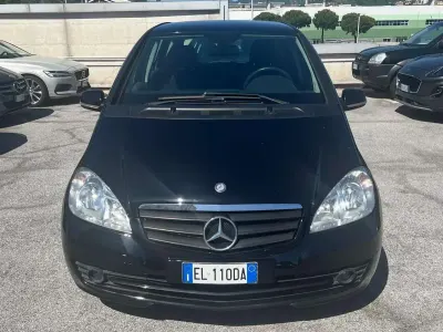 Usata Mercedes A150 95 CV (69 kW) 2010 Nero Monovolume