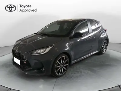 Nuova Toyota Yaris 92 CV (67 kW) 2025 Grigio Utilitaria