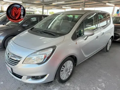 Usata Opel Meriva Cosmo 95 CV (69 kW) 2014 Grigio Monovolume
