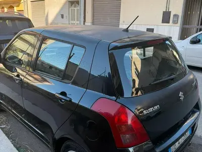 Usata Suzuki Swift 92 CV (67 kW) 2007 Nero Utilitaria