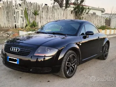 Begagnad Audi TT 179 HK (131 kW) 1999 Sportkupé