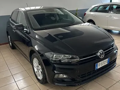 Usata VW Polo Highline 95 CV (69 kW) 2018 Nero Utilitaria