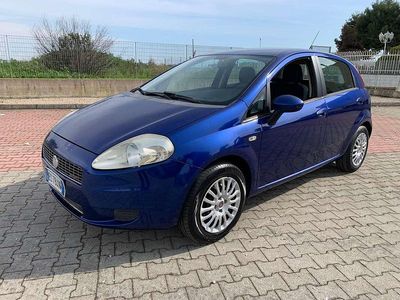 Usata Fiat Grande Punto Dynamic 75 CV (55 kW) 2009 Utilitaria