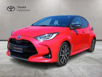 Gebraucht Toyota Yaris Hybrid 92 PS (67 kW) 2020 Rot Kleinwagen