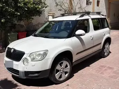 Usata Skoda Yeti 105 CV (77 kW) 2010 Bianco SUV