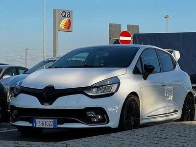 Usado Renault Clio IV R.S. 200 CV (147 kW) 2018 Berlina