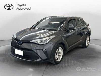 Usata Toyota C-HR Active 122 CV (89 kW) 2022 Grigio SUV